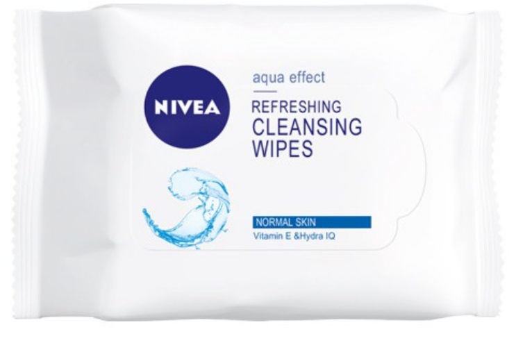 دستمال پاک کننده صورت و بدنNIVEA REFRESHING CLEANSING WIPES NORMAL SKIN